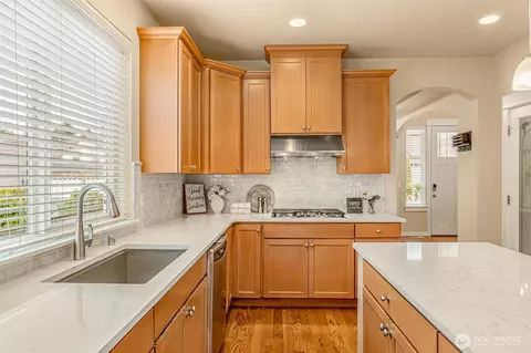 Kitchen - 3824 222nd Pl SE, Bothell, WA 98021 photo 4 of 4