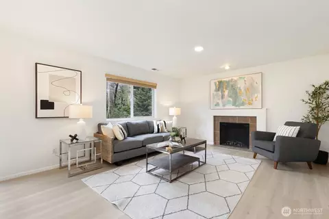 Living - 917 228th St SE, Bothell, WA 98021 photo 2 of 4
