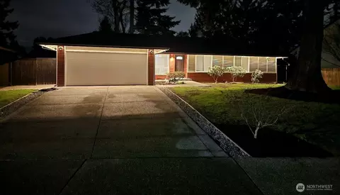 3008 Scenic Dr SE, Auburn, WA 98092