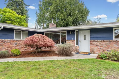 5918 128th Ave SE, Bellevue, WA 98006