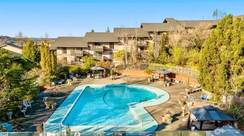 1425 S Puget Dr #I5, Renton, WA 98055