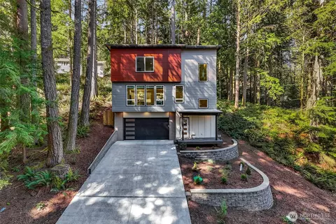 28 Hillside Pl, Bellingham, WA 98229