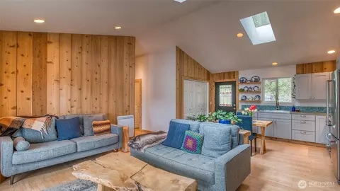 Living - 79 Judd Cove Rd, Eastsound, WA 98245 photo 4 of 4