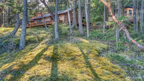 Exterior - 79 Judd Cove Rd, Eastsound, WA 98245 photo 2 of 9