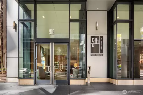 909 5th Ave #1100, Seattle, WA 98164