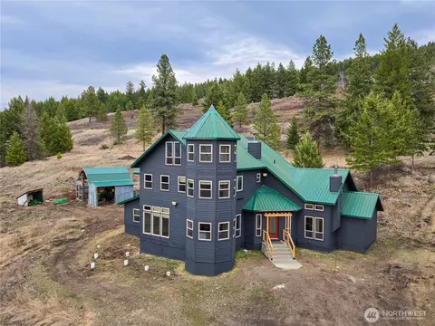 15 Anfair Ln, Curlew, WA 99118