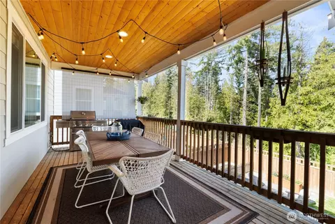 13419 196th Ave E, Bonney Lake, WA 98391