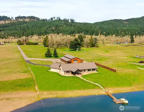 6401 Skookumchuck Rd SE, Tenino, WA 98589