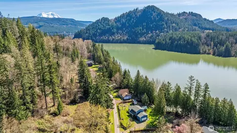 13018 532nd St E, Eatonville, WA 98328