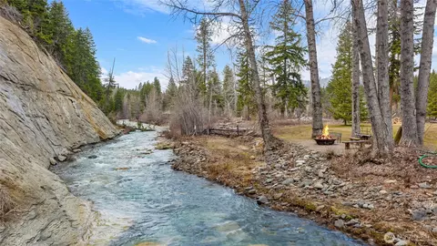 4010 Teanaway Middle Fork Rd, Cle Elum, WA 98922