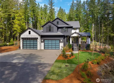 29816 SE Lake Retreat North Dr, Ravensdale, WA 98051