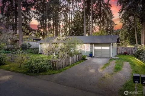 1235 Neil St NE, Olympia, WA 98516