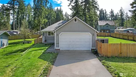 19612 24th St SW, Lakebay, WA 98349