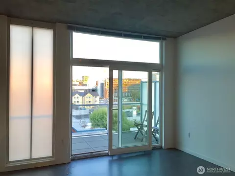 501 Roy St #T306, Seattle, WA 98109