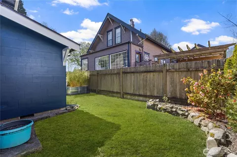 Exterior - 1909 24th St, Everett, WA 98201 photo 8 of 8