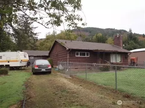 56 Airport Rd, Raymond, WA 98577