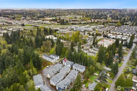 View/Area - 13117 3rd Ave SE #J2, Everett, WA 98208 photo 1 of 3