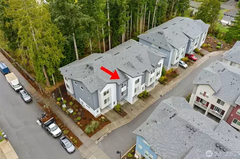View/Area - 13117 3rd Ave SE #J2, Everett, WA 98208 photo 3 of 3