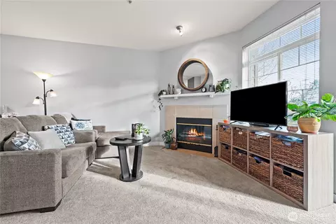 Living - 18930 Bothell-everett Hwy #G103, Bothell, WA 98012 photo 3 of 3