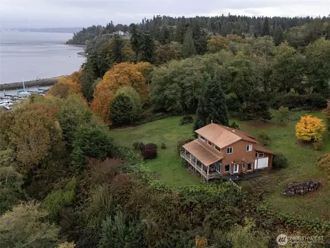 View/Area - 26 E Port Gardner Dr, Everett, WA 98206 photo 5 of 7
