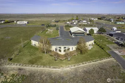 7618 Bouldercrest Rd NE, Moses Lake, WA 98837