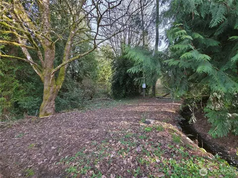 19455 SE 168th St, Renton, WA 98058