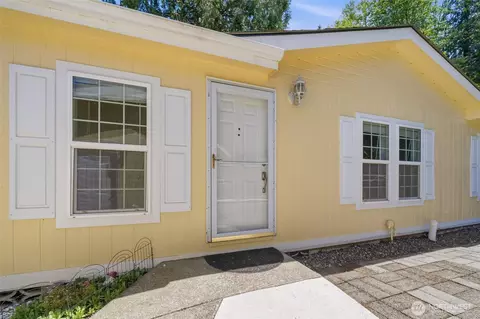 23805 67th St E #6, Buckley, WA 98321