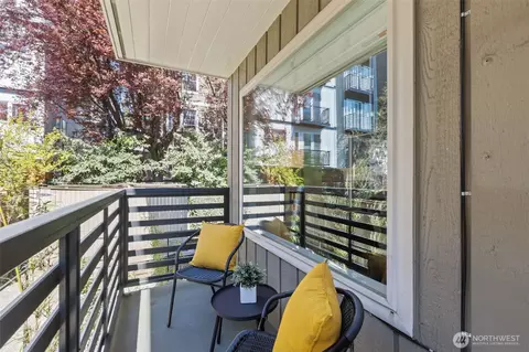 1430 NW 59th St #202, Seattle, WA 98107