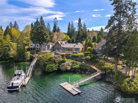 80 W Ludlow Point Rd, Port Ludlow, WA 98365