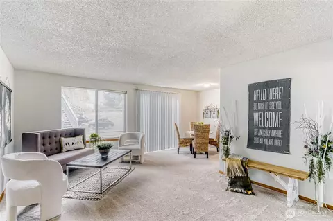 9115 1st Pl NE #2, Lake Stevens, WA 98258