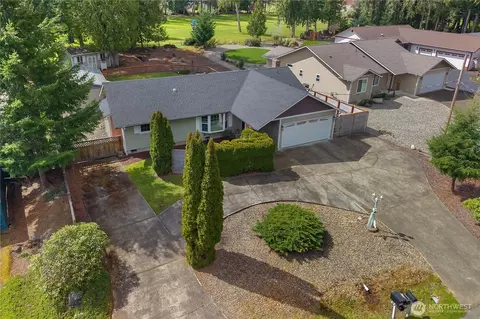 831 E Saint Andrews Dr, Shelton, WA 98584