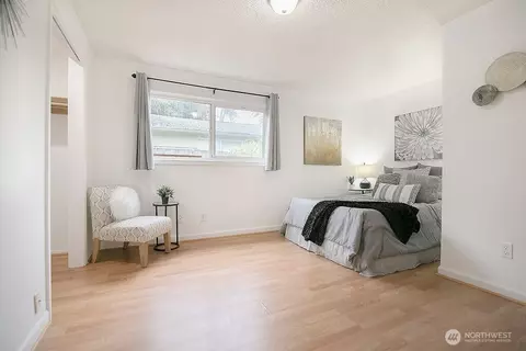 Bedroom - 1925 28th, Longview, WA 98632 photo 2 of 9