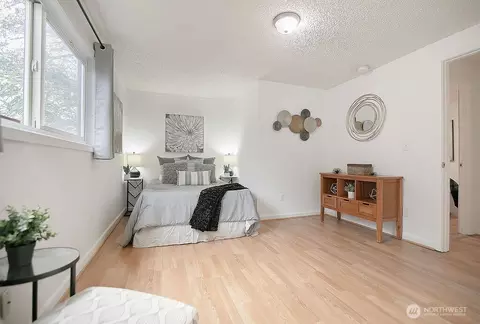 Bedroom - 1925 28th, Longview, WA 98632 photo 1 of 9