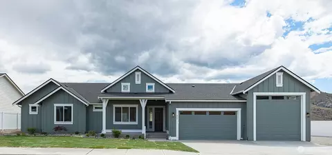 630 S Juli Ave, East Wenatchee, WA 98802