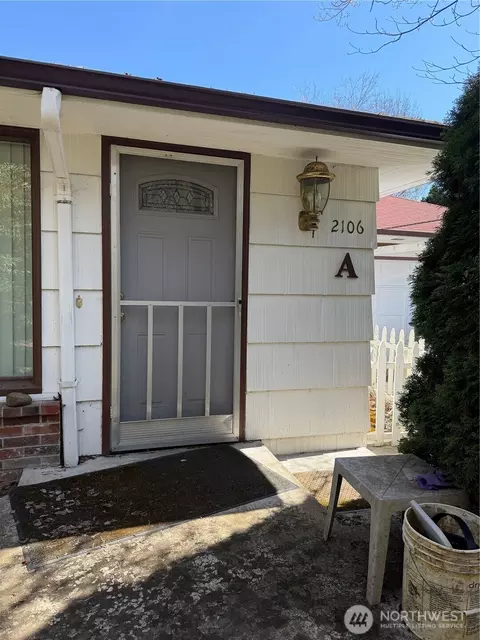 2106 Fir St SE, Olympia, WA 98501