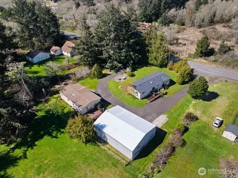 2512 2510 Sid Snyder Dr, Long Beach, WA 98631