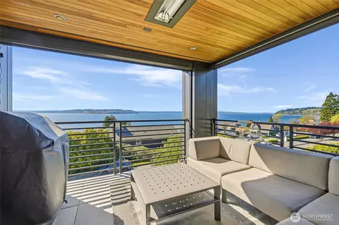 23840 7th Ave S #A101, Des Moines, WA 98198