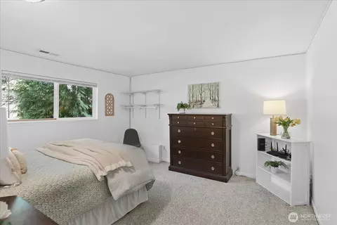 Bedroom - 4629 128th Pl SE, Everett, WA 98208 photo 6 of 6