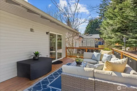 Exterior - 4629 128th Pl SE, Everett, WA 98208 photo 3 of 7