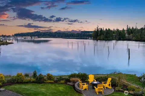 220 Anchor Ln, Port Ludlow, WA 98365