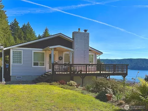 191 N North Hill Rd, Hoodsport, WA 98548