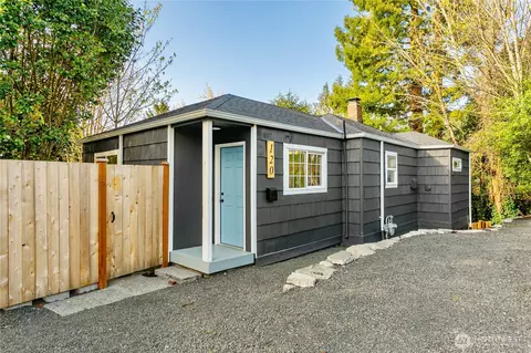 120 Tracy Ave N, Port Orchard, WA 98366