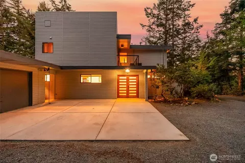 5408 Sunset Ave, Anacortes, WA 98221