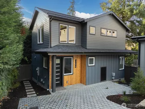 11219 NE 95th St, Kirkland, WA 98033