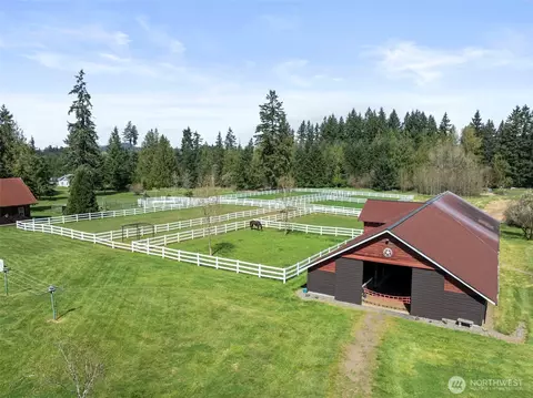 Exterior - 689 Rhoades Rd, Winlock, WA 98596 photo 11 of 17