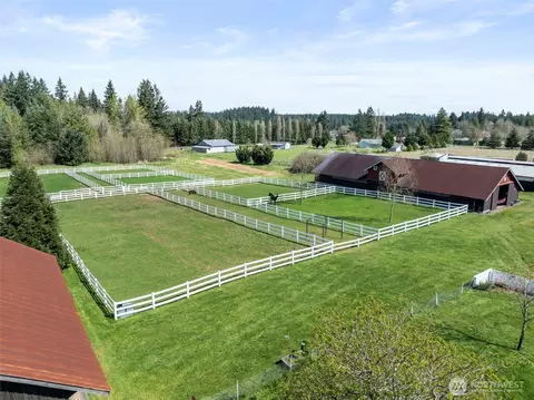 Exterior - 689 Rhoades Rd, Winlock, WA 98596 photo 13 of 17
