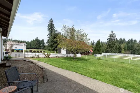 Exterior - 689 Rhoades Rd, Winlock, WA 98596 photo 5 of 17