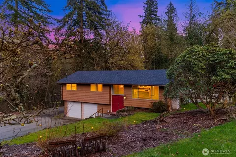 3915 38th Ave NW, Gig Harbor, WA 98335