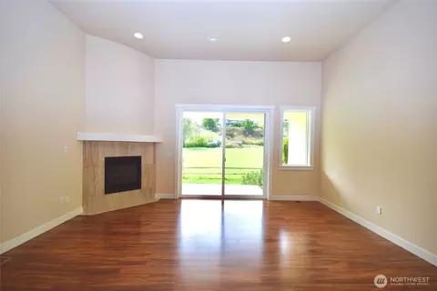 Living - 261 Mount Baker Dr #B, Sequim, WA 98382 photo 4 of 5