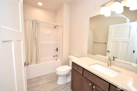 Bath - 261 Mount Baker Dr #B, Sequim, WA 98382 photo 2 of 2